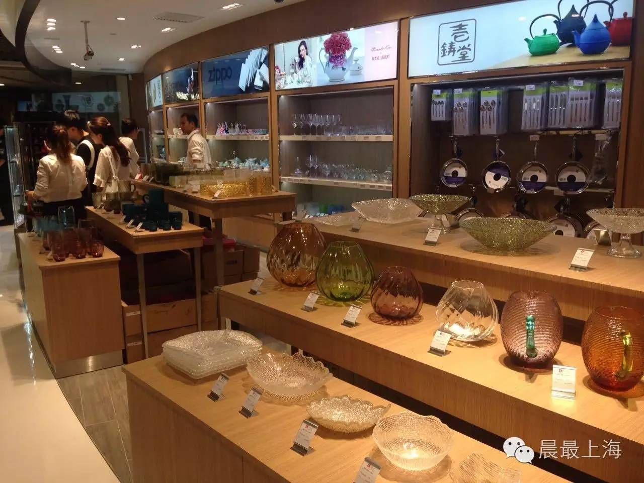 探门路|用尽体内洪荒之力，终于进入中服免税店，结果