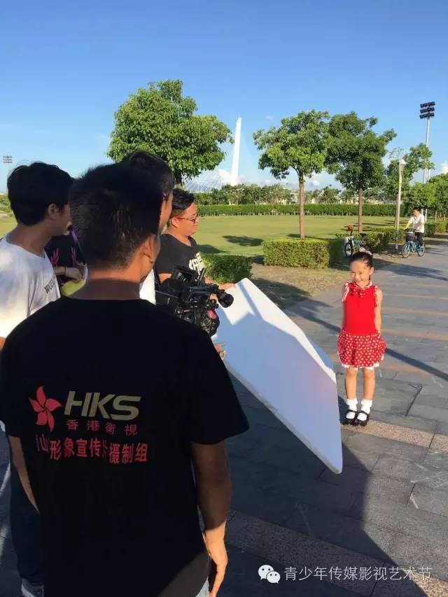 看这里！哇咔咔《南山区形象宣传片》之友情出演篇