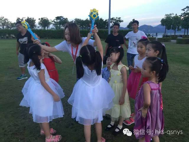 看这里！哇咔咔《南山区形象宣传片》之友情出演篇