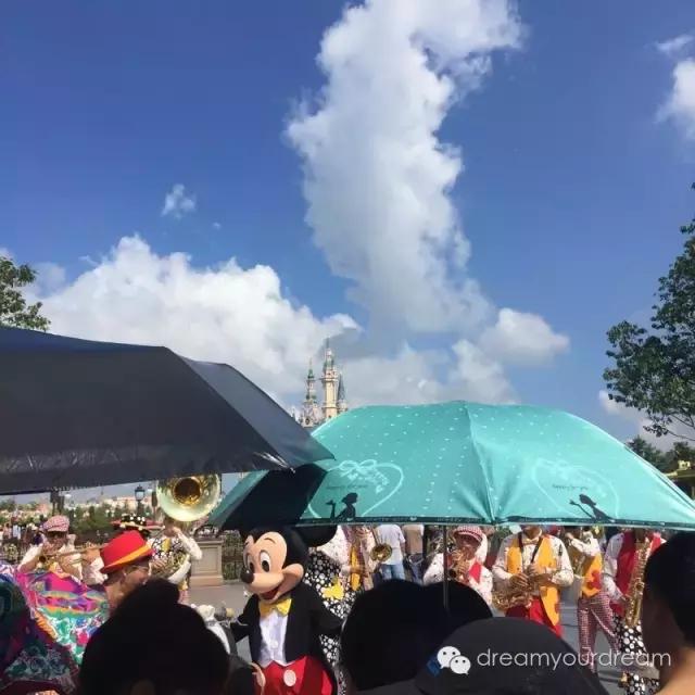 迪士尼世界好玩吗,迪士尼好玩吗真实评价