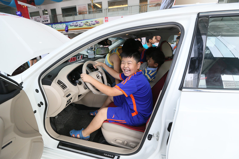 河南威佳威达,东风日产威达和威佳