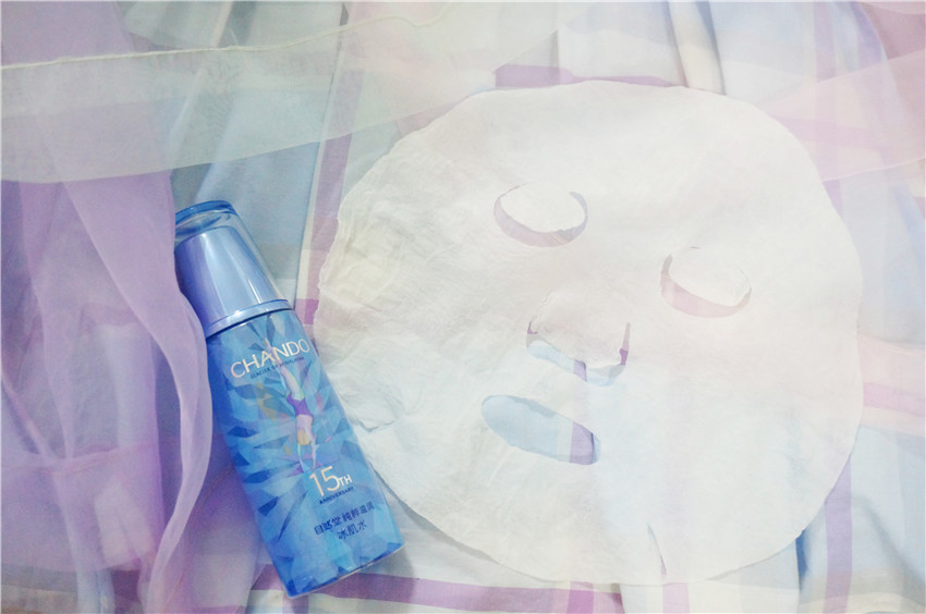 自然堂蓝瓶补水保湿水乳,适合油肌肤夏天用的自然堂冰肌水