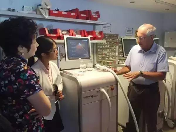 “无痛无副作用”已经不能满足以色列了，他们要让手术机器人主刀