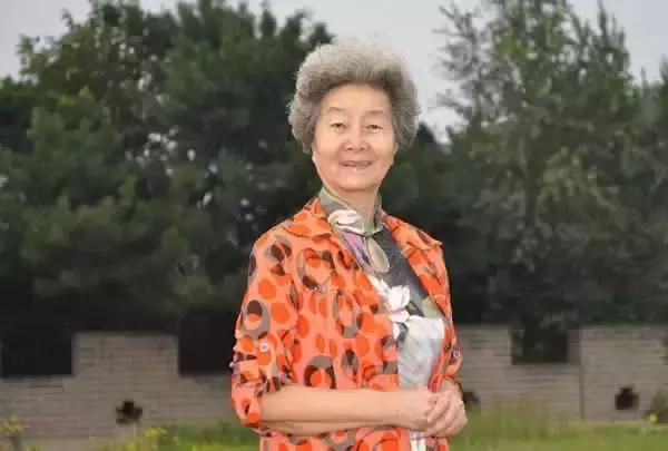 你们知道来“大姨妈”了能休假吗？这些政协委员功不可没！