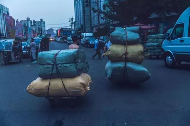 潮人们的“秘密花园”要搬走了，我们替你去看了它消失前的样子