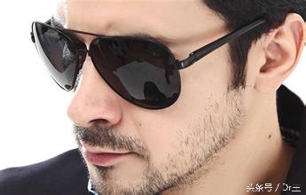 大多数人都做错了！深色太阳眼镜反伤眼，这颜色最抗紫外线！