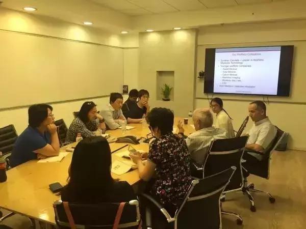 “无痛无副作用”已经不能满足以色列了，他们要让手术机器人主刀