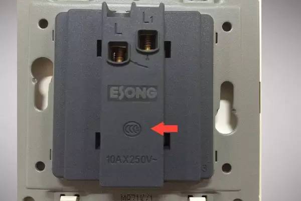 新房装开关哪些地方要关注,家用开关一般安在哪个位置