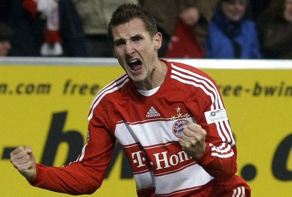 德意志传奇克洛泽,绝对巨星克洛泽解说词