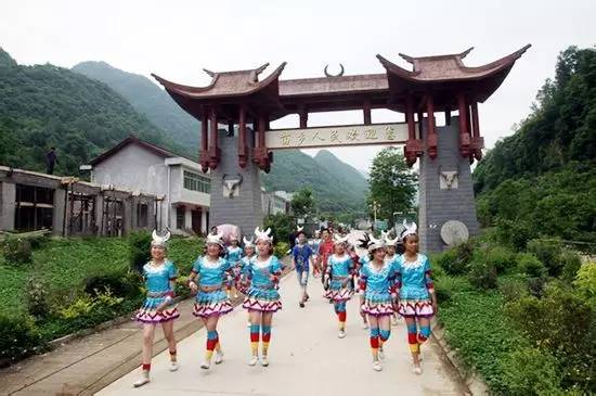 秋老虎时节到哪避暑最好,秋老虎来了要关注什么