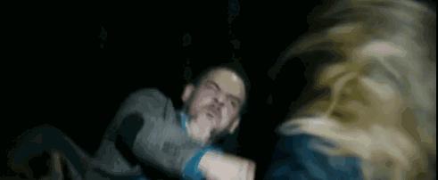 我丝毫不怀疑，这位导演曾来过云南尝过“毒蘑菇”