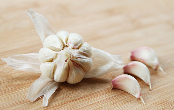 抗癌名医都吃这8类食物,这七种食材是防癌抗癌的天然食材