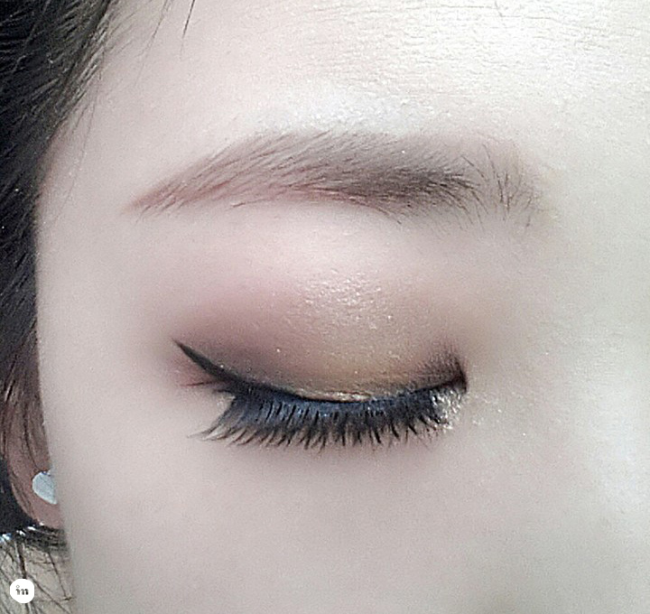 烟熏妆眼妆画法教程,港风烟熏妆眼影画法