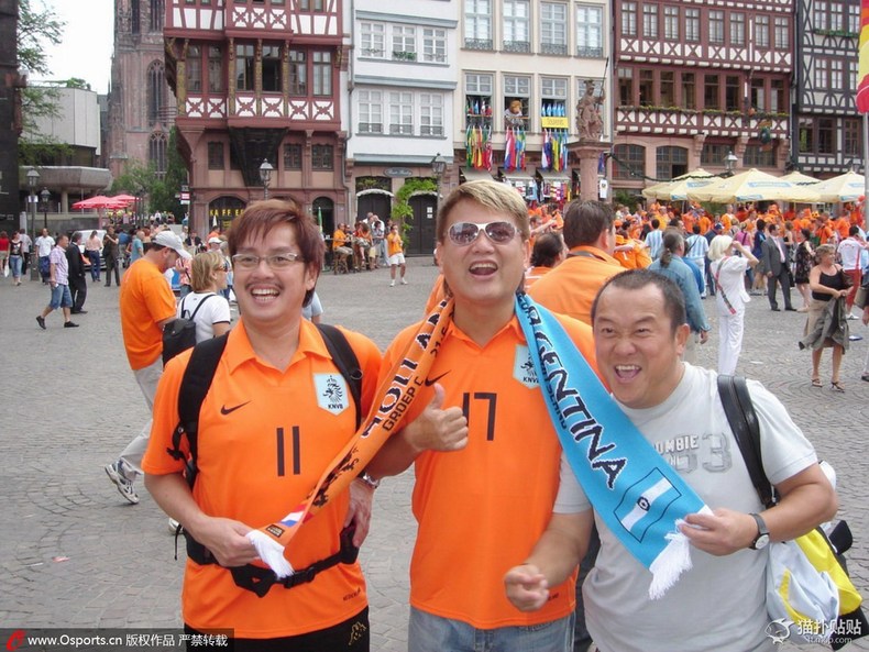 明星“球员”:唐僧变肥罗，谭咏麟踢断两根韧带