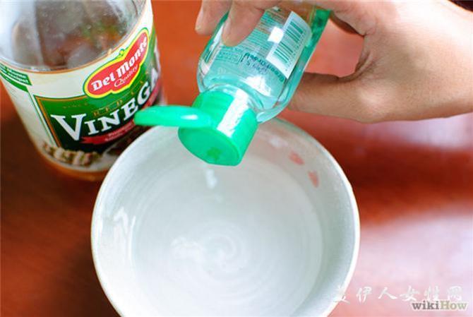 脚突然就出汗发臭,脚没烂不痒却散发出臭味