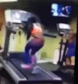 妹纸，下次跑步的时候把裤子弄紧（song）一点啊