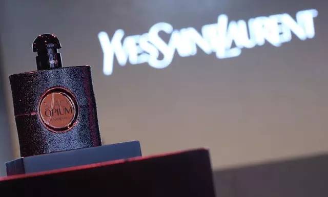 ysl圣罗兰鎏金派对,ysl圣罗兰新年活动