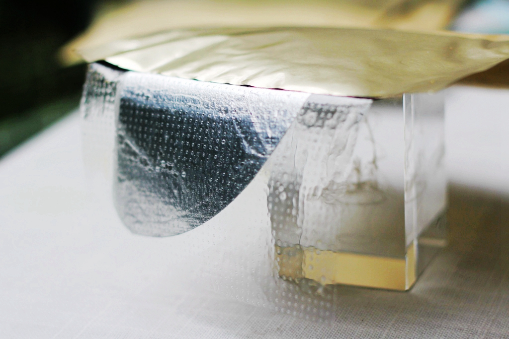 频繁“打飞的”，必备技能为面子形象工程背书