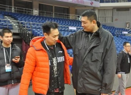 绝对的中国体坛第一帅哥！五千“超粉”冒-18℃低温痴情守候