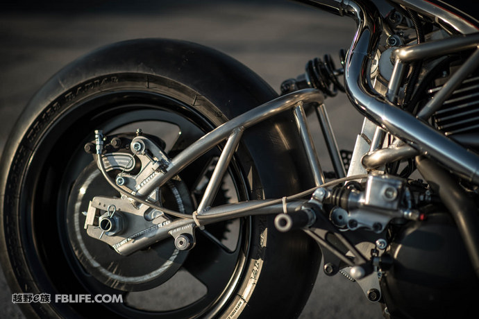 哈雷750改装套件,老车翻新改造宝马750