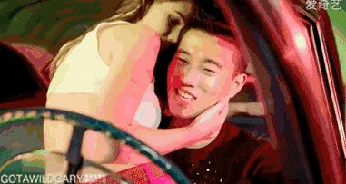 韩国一段雨中的mv,韩国一个非常流行的mv