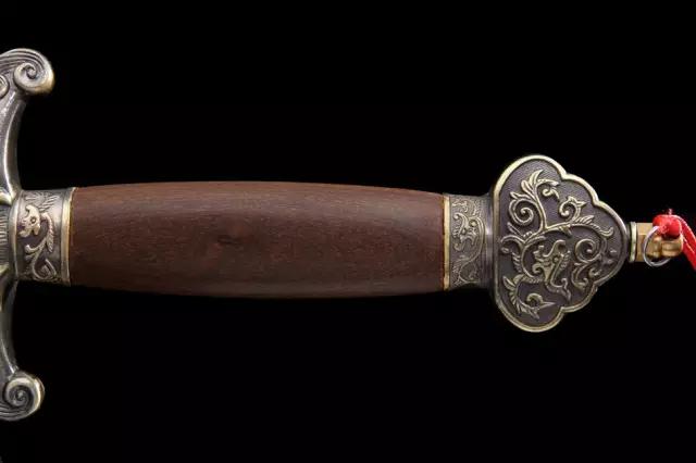 花纹钢乾隆宝剑,乾隆年制宝剑