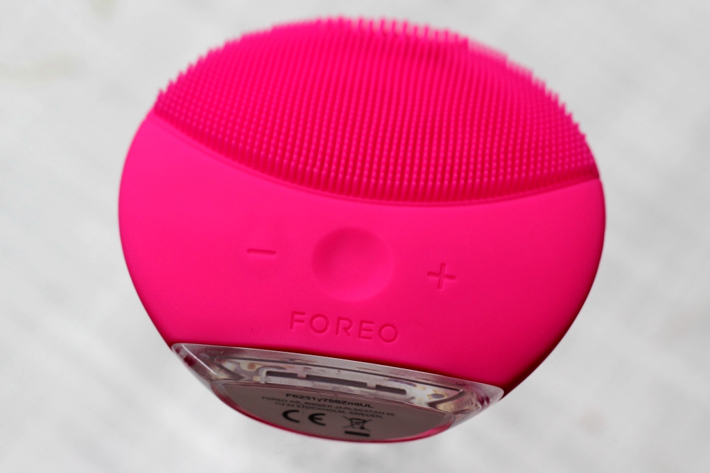 频繁“打飞的”，必备技能为面子形象工程背书