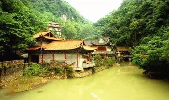 秋老虎时节到哪避暑最好,秋老虎来了要关注什么