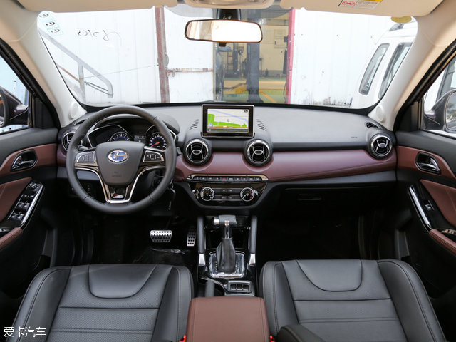 suv第二代,昌河q35豪华顶配