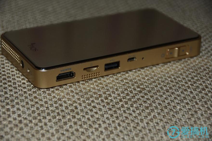 青春不错过,神画小媚投影仪