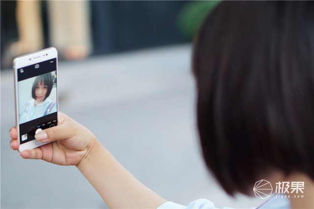 vivox7相似的手机,vivox7手机上手体验