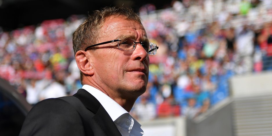 “天降牛头”不新鲜，看德国球迷是如何花式嘲讽莱比锡的