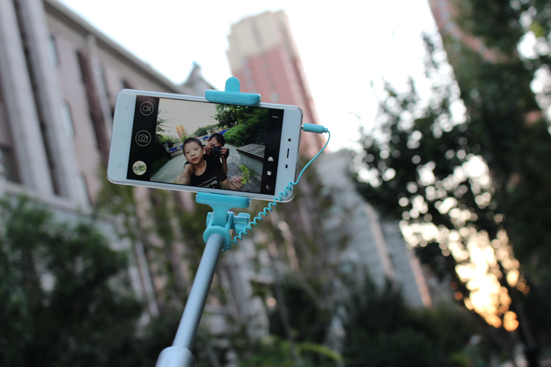 绿联三脚架自拍杆,绿联自拍杆怎么设置连拍