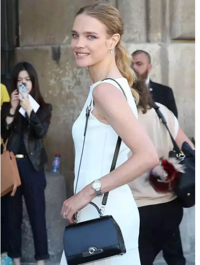 有什么东西是王思聪买不起的,连王思聪都买不起的豪车