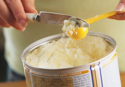 新手妈妈如何选择适合宝宝的奶粉,新手爸妈怎么选择奶粉品牌