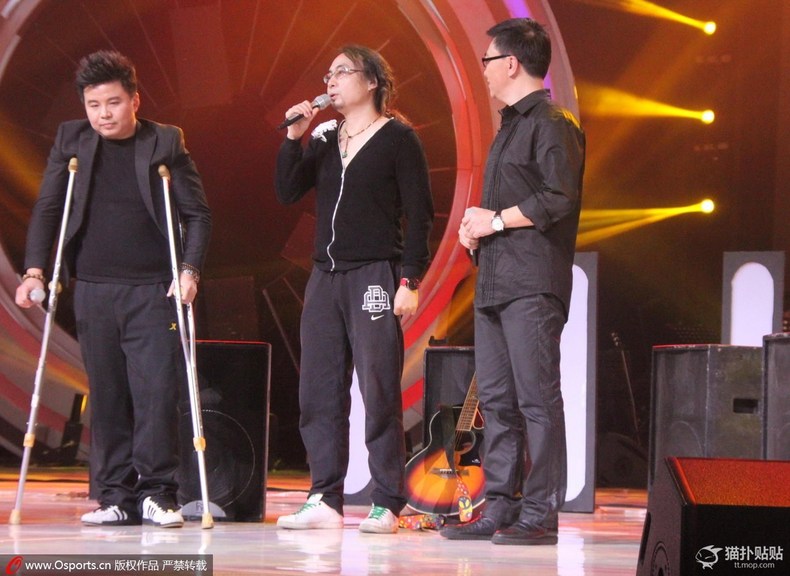 明星“球员”:唐僧变肥罗，谭咏麟踢断两根韧带