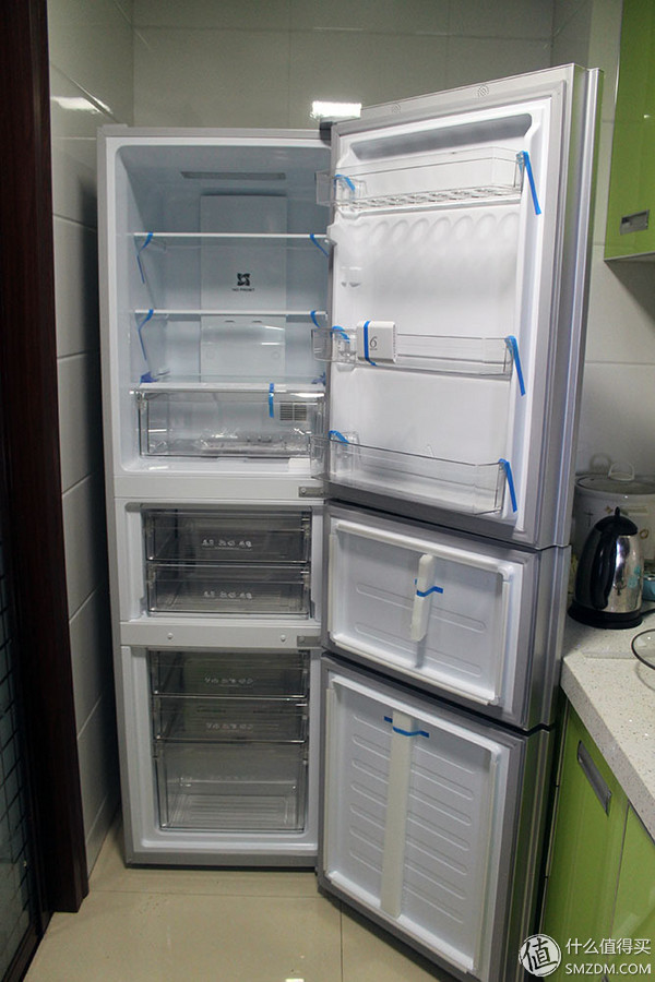 哈，你家的冰箱能安装QQ斗地主吗？