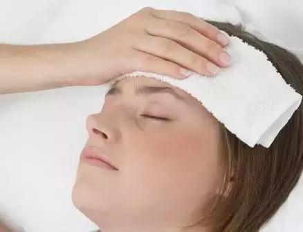 脑瘤患者突然发烧,脑瘤术后发烧什么原因