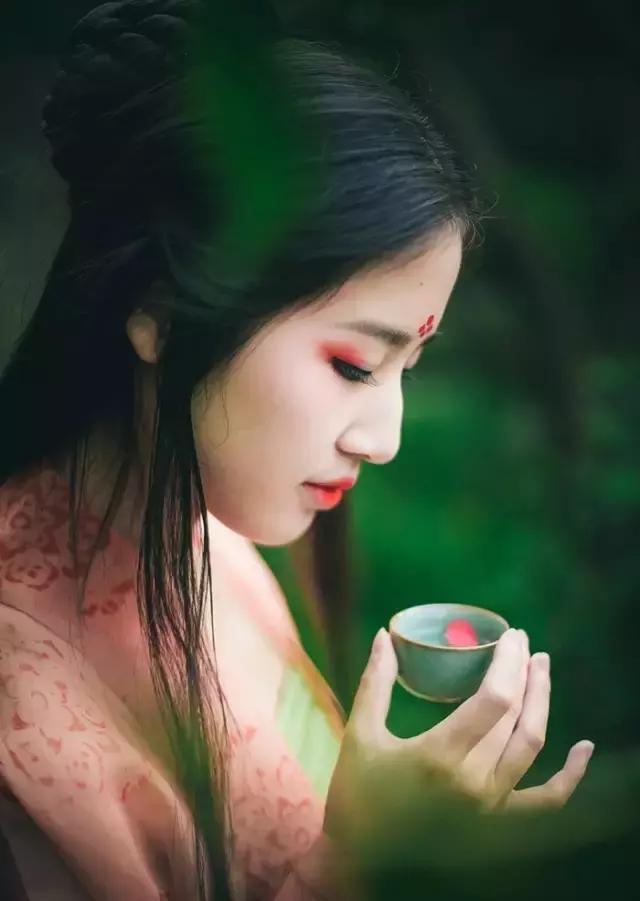 中国汉服穿搭女,好看的汉服搭配女