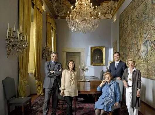 菲拉格慕董事长,菲拉格慕年营收