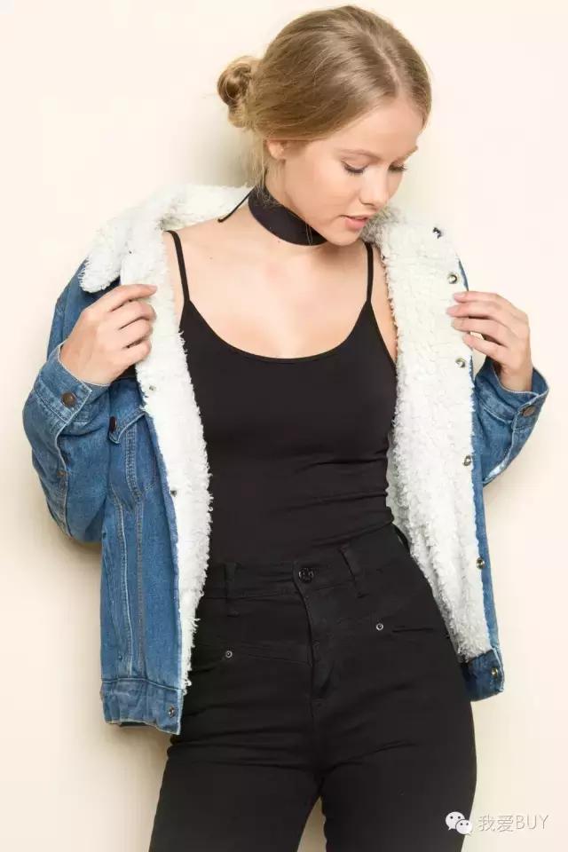 霉霉刘雯,刘雯维密霉霉驻唱