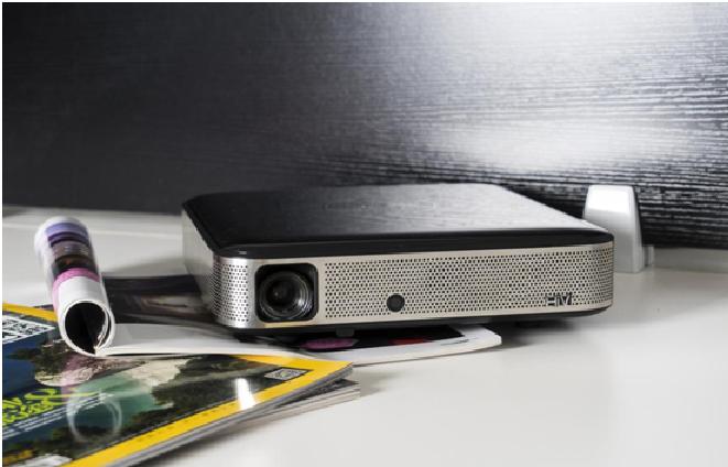 孩子寒假玩游戏开学视力降落,又到了开学季该怎么办