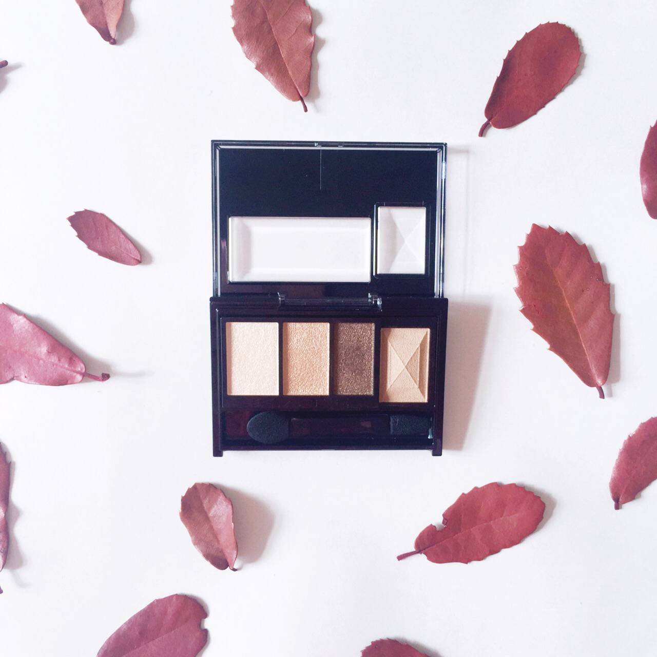 kate骨干系列眼影测评,kate骨干眼影pk