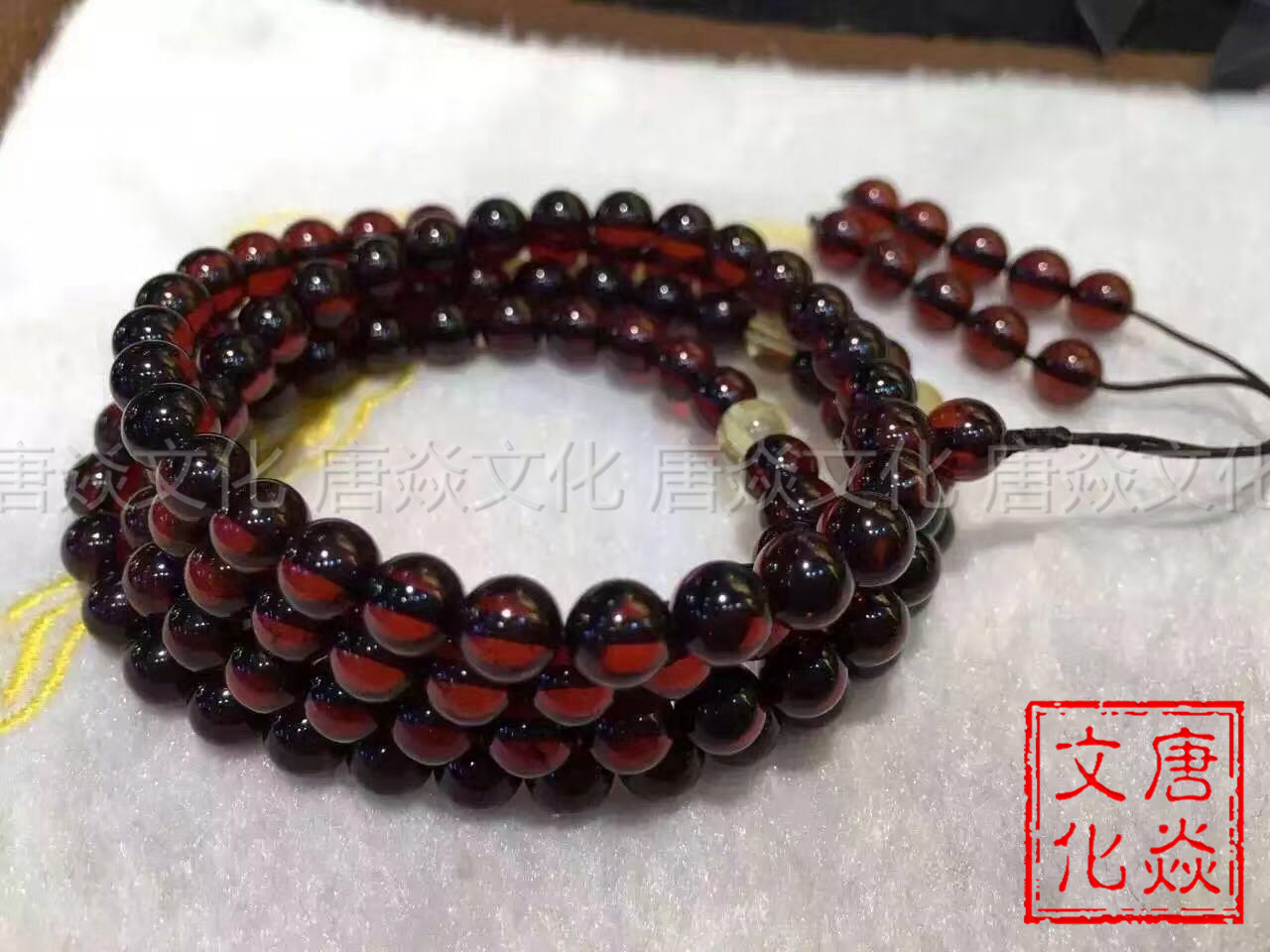 缅甸琥珀棕血珀怎么鉴定真假,琥珀中血珀的价值