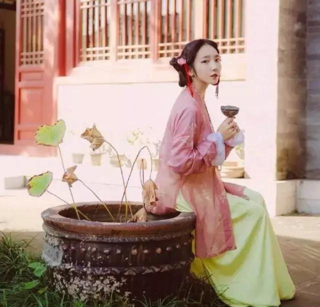 中国汉服穿搭女,好看的汉服搭配女