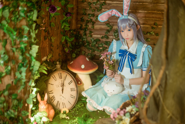 香风智乃兔子,香风智乃cos如何穿