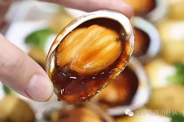 这道菜一上桌就勾起人动筷的欲望,这道菜只用两分钟就能学会