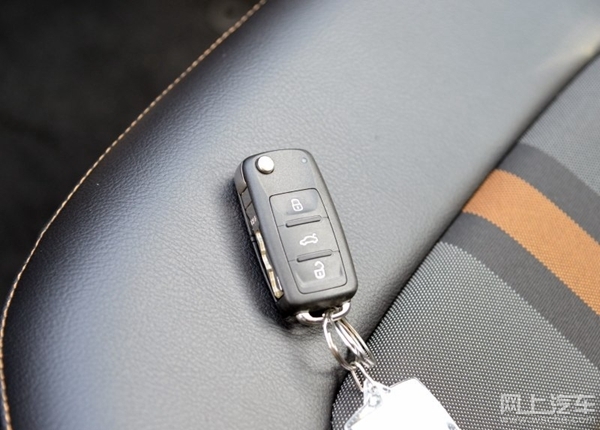 上汽大众桑塔纳最新报价优惠多少,大众桑塔纳新款即将上市多少钱