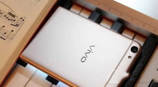 vivox7plus贴膜,vivox7plus贴膜是钢化膜吗