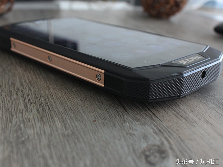 MANNZUG5S堪比三星Note7，不仅很安全还防水强